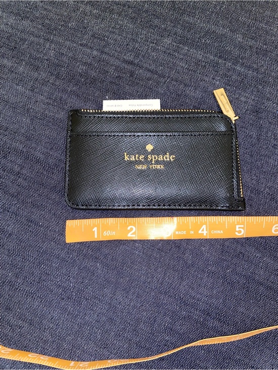 kate spade Handbags - Kate Spade Card case, zip wallet!